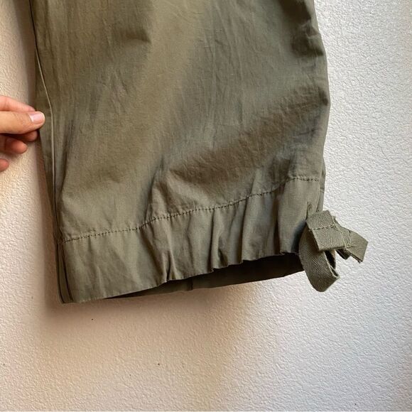 Nike | Olive Green Capri Pants, Size M - Picture 8 of 13